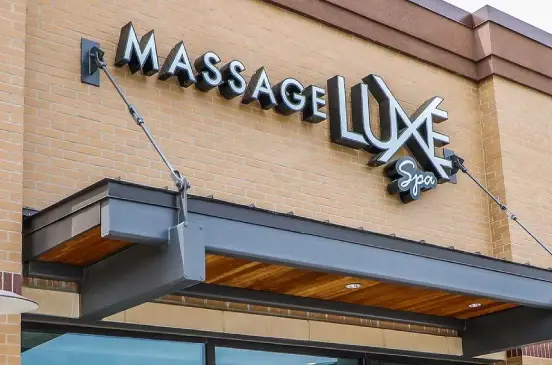 MassageLUXE exterior